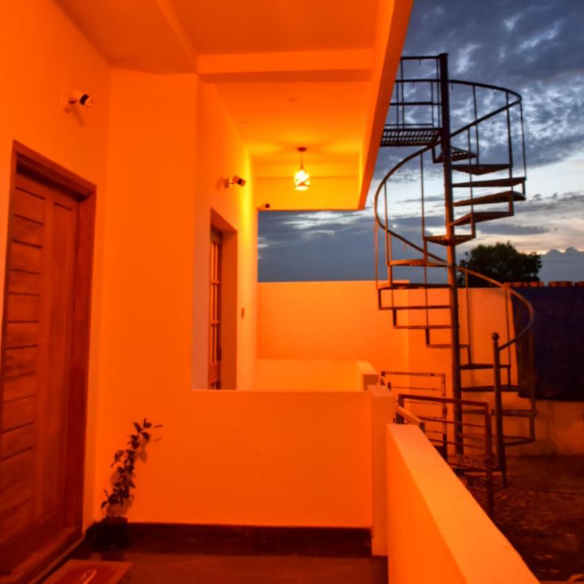 Dkv Beach View Bahur Dış mekan fotoğraf